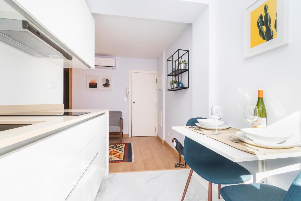 Perfect 1 Bed In Chiado With Aircon Apartment Lisbon Luaran gambar